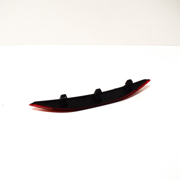 5G0945105B - NEW VW GOLF MK7 R LINE TINTED REAR BUMPER LEFT REFLECTOR 5G0945105B
