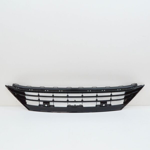 5NA853677H041 - NEW VW TIGUAN AD FRONT LOWER CENTER GRILLE 5NA853677H041 ORIGINAL