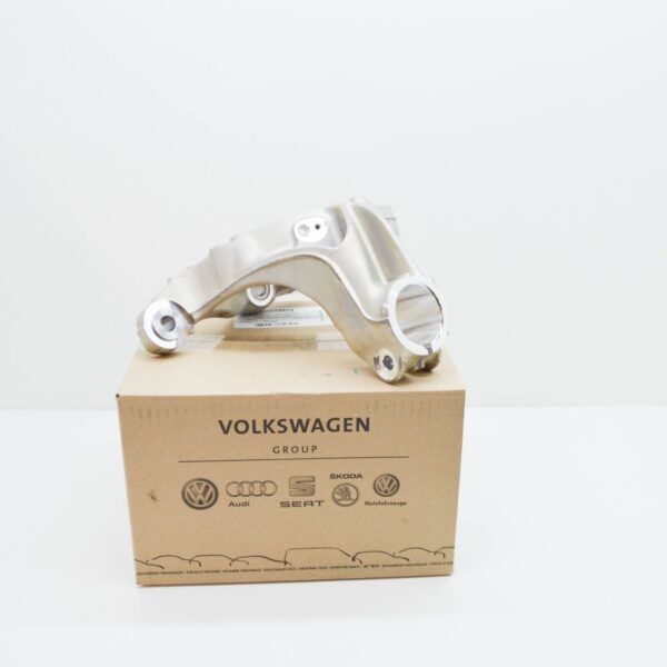 5Q0407253A - NEW AUDI A3 8V FRONT LEFT WHEEL BEARING HOUSING 5Q0407253A ORIGINAL