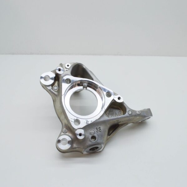 5Q0407253A - NEW AUDI A3 8V FRONT LEFT WHEEL BEARING HOUSING 5Q0407253A ORIGINAL