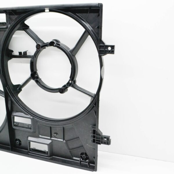 5QN121205 - NEW VW TIGUAN ALLSPACE MK2 ENGINE TWIN FAN RING 5QN121205 ORIGINAL
