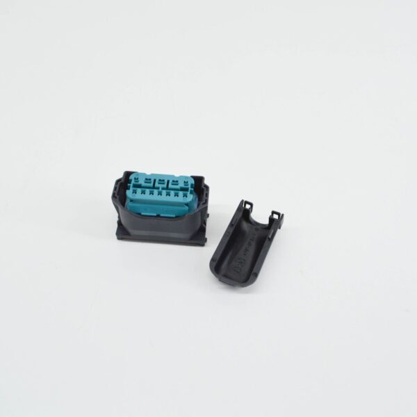 61132472911 - NEW BMW 3 E90 SOCKET HOUSING REPAIR KIT 12PIN 2472911 61132472911 ORIGINAL