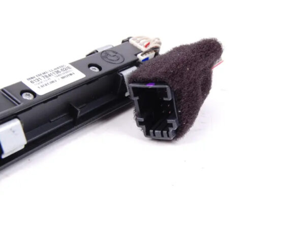 61317841136 - BMW 3 E90 Electronic Suspension Control Switch 7841136 61317841136 ORIGINAL