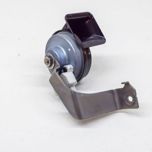 61338081755 - BMW M4 Coupe G82 Low-Tone Horn Signal 8081755 61338081755 ORIGINAL