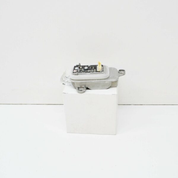 63119498410 - BMW 7 G11 LED Light Control Unit 63119498410 9498410 2016 ORIGINAL
