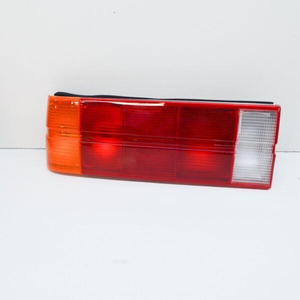 63211370677 - BMW E30 Cabrio Coupe Sedan Rear Left Tail Fog Light 1370677 63211370677 NEW