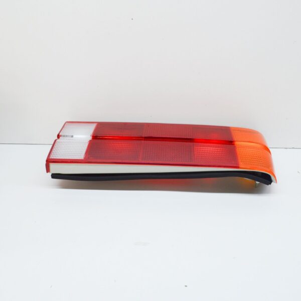 63211370677 - BMW E30 Cabrio Coupe Sedan Rear Left Tail Fog Light 1370677 63211370677 NEW