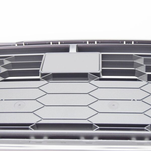 6F9853667E9B9 - NEW SEAT ARONA KJ FRONT CENTER BUMPER GRILLE 6F9853667E9B9 ORIGINAL