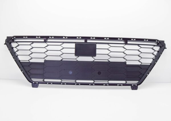6F9853667E9B9 - NEW SEAT ARONA KJ FRONT CENTER BUMPER GRILLE 6F9853667E9B9 ORIGINAL
