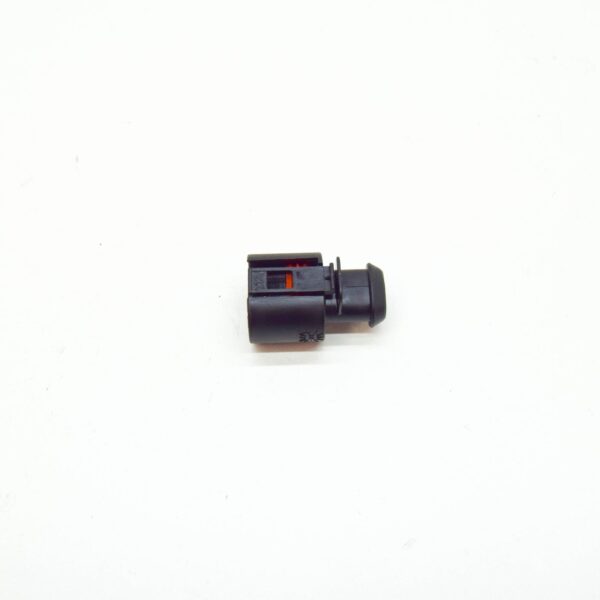 6N0927997A - NEW AUDI A8 D3 2PIN CONTACT HOUSING 6N0927997A ORIGINAL