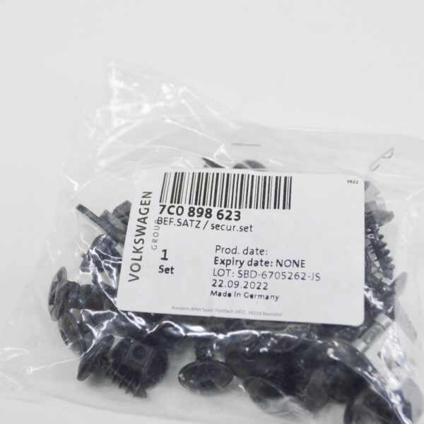 7C0898623 - NEW VOLKSWAGEN CRAFTER SZ FRONT BUMPER FIXING REPAIR SET 7C0898623 ORIGINAL