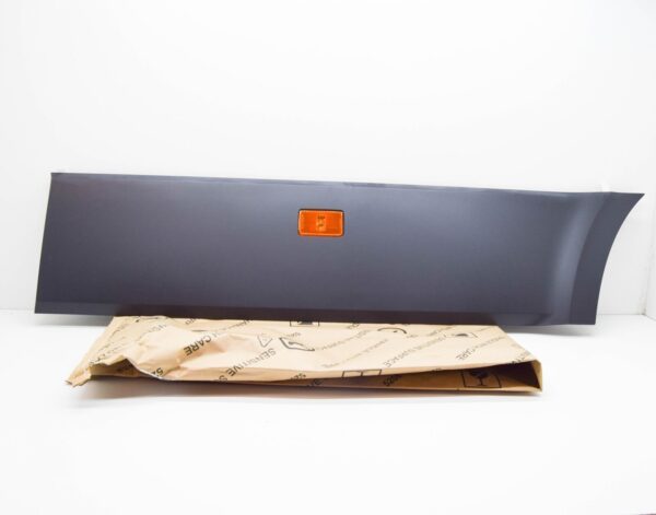 7C38535359B9 - NEW VOLKSWAGEN CRAFTER SZ LEFT PROTECTIVE SIDE STRIP 7C38535359B9 ORIGINAL
