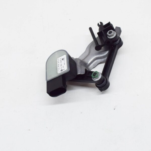 7L0616213D - NEW AUDI Q7 4L FRONT LEFT LEVEL SENSOR WITH POLES 7L0616213D ORIGINAL