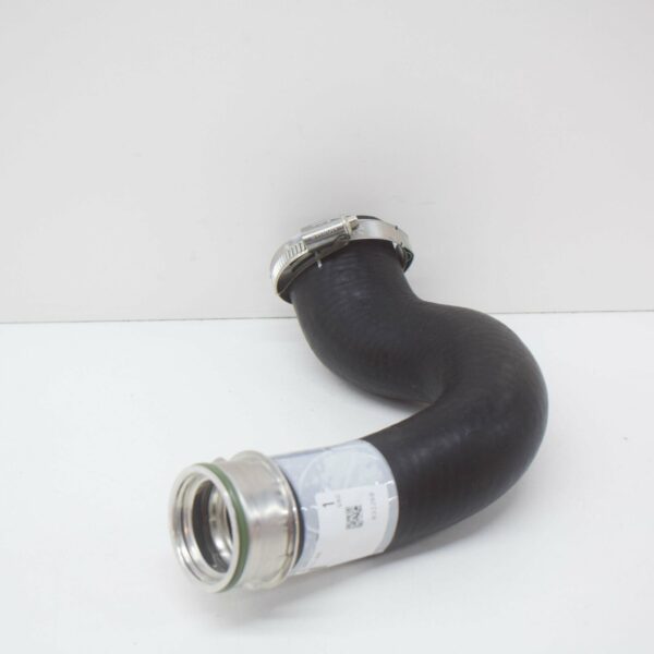 7P0145738D - NEW AUDI Q7 4L RIGHT UPPER CHARGE AIR COOLER PRESSURE HOSE 7P0145738D ORIGINAL