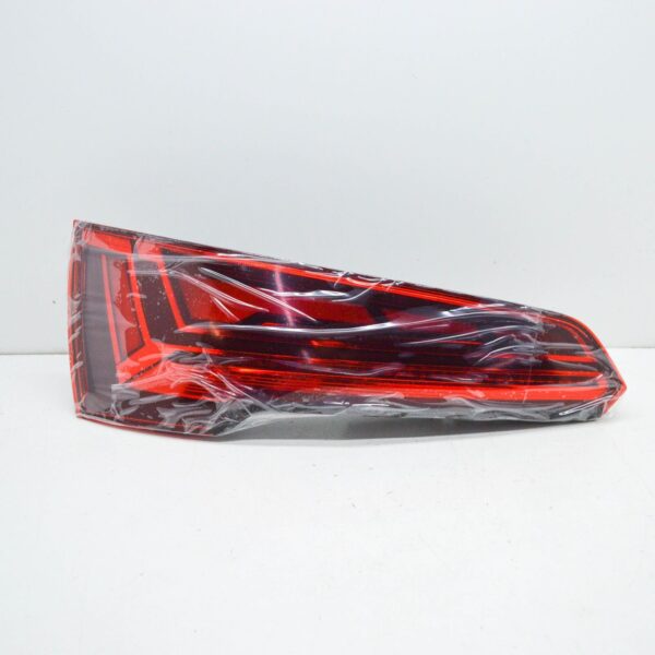 80A945075B - NEW AUDI Q5 FY REAR LEFT TAILLIGHT 80A945075B ORIGINAL
