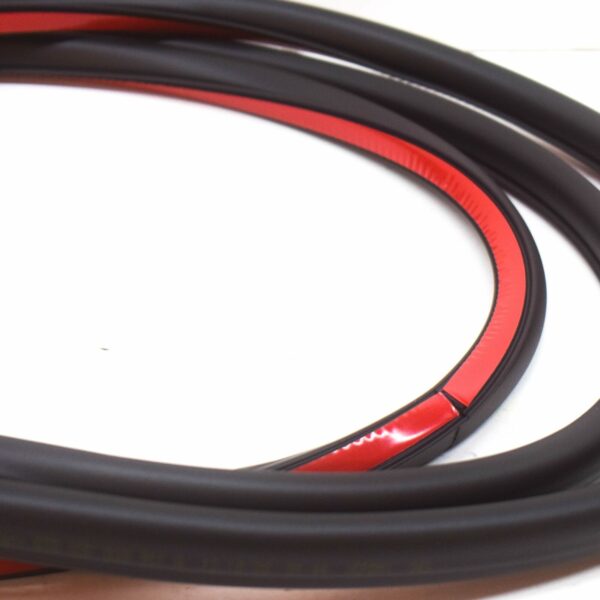 83F839911A - NEW AUDI Q3 F3 REAR LEFT DOOR OUTER SEALING RUBBER 83F839911A