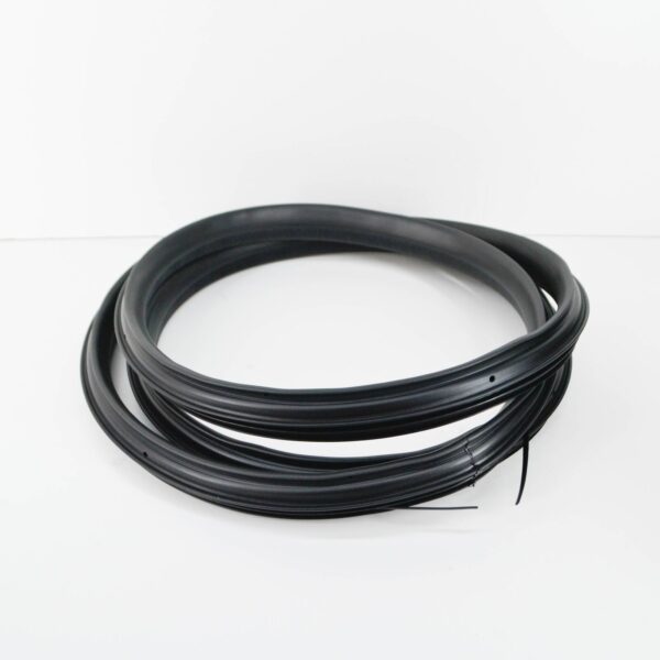 8663911 - NEW VOLVO S40 MK2 FRONT DOOR SURROUND WEATHER STRIP SEAL 8663911