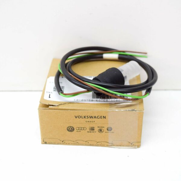 8D0971273 - NEW AUDI A4 B6 WIRING HARNESS FOR SIDE LAMP 2 PIN 8D0971273