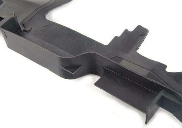 8E0121283AC - AUDI A4 B7 Radiator Left Air Guide 8E0121283AC ORIGINAL
