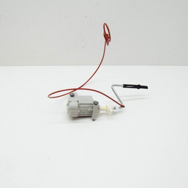 8E0810773C - AUDI A4 B7 Fuel Filled Flap Throttle Control Element 8E0810773C ORIGINAL