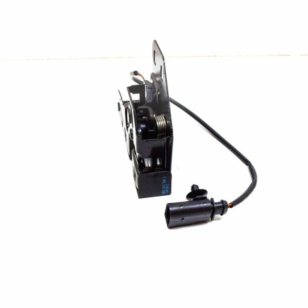 8E0823509D - NEW AUDI A4 B5 FRONT BONNET HOOD LID LOCK 8E0823509D