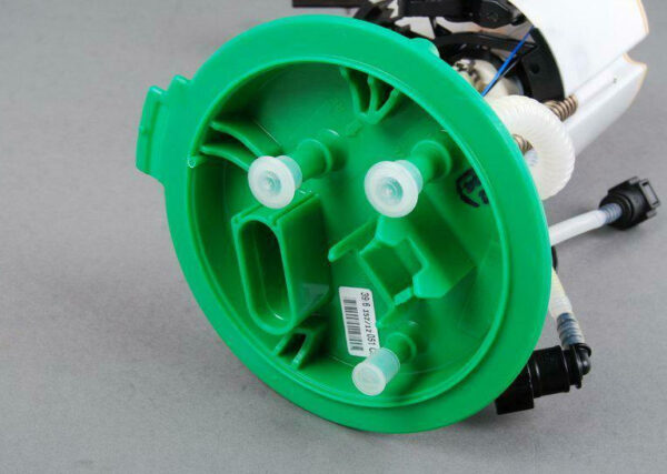 8E0919051CN - NEW AUDI A4 B7 FUEL PUMP ASSEMBLY 8E0919051CN ORIGINAL