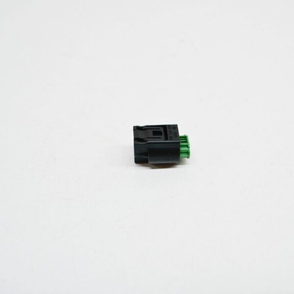 8E0973202 - NEW AUDI A1 MK1 FLAT CONTACT HOUSING 2 PIN BLACK 8E0973202 ORIGINAL