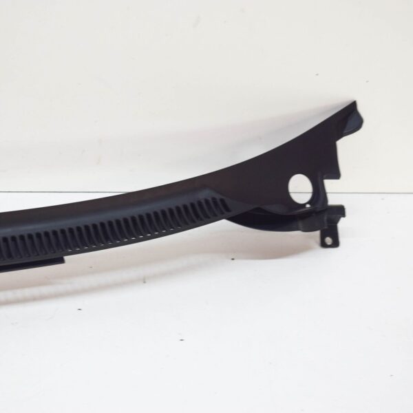 8E1819403A01C - NEW AUDI A4 B7 WINDSHIELD COWL COVER WATER DEFLECTOR LHD 8E1819403A01C ORIGINAL