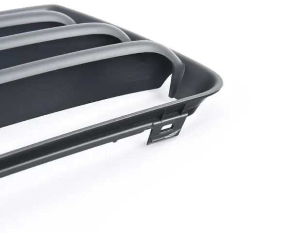 8J0807682J3FZ - NEW AUDI TT ROADSTER 8J FRONT RIGHT FOG LIGHT GRILLE 8J0807682J3FZ ORIGINAL
