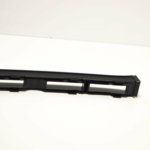 8J0807697F - NEW AUDI TT 8J FRONT BUMPER LOWER CENTER GRILLE 8J0807697F
