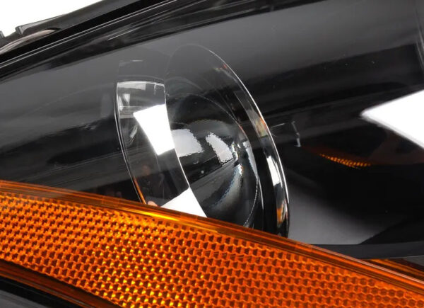 8J0941004P - NEW AUDI TT 8J FRONT RIGHT HALOGEN HEADLIGHT LHD USA 8J0941004P ORIGINAL