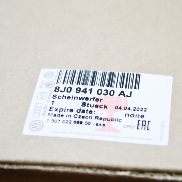 8J0941030AJ - NEW AUDI TT ROADSTER 8J9 FRONT RIGHT HEADLIGHT LHD 8J0941030AJ ORIGINAL