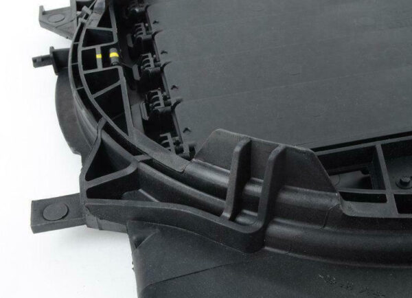 8K0121207B - NEW AUDI A4 B8 RADIATOR FAN RING 8K0121207B