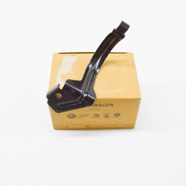 8K0145879B - NEW AUDI A4 AVANT B8 REAR AUXILIARY WATER PUMP BRACKET 8K0145879B ORIGINAL