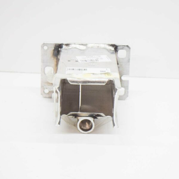 8K0807134D - NEW AUDI A4 B8 FRONT RIGHT CRASH BAR BRACKET CARRIER 8K0807134D