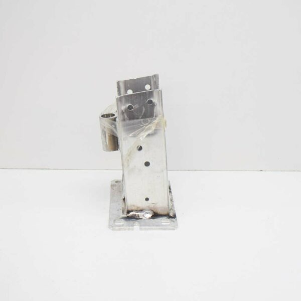 8K0807134D - NEW AUDI A4 B8 FRONT RIGHT CRASH BAR BRACKET CARRIER 8K0807134D