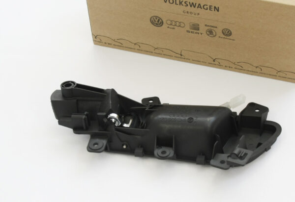 8K0839020F - AUDI RS4 Quattro B8 Rear Right Inner Opening Handle 8K0839020F7PE ORIGINAL