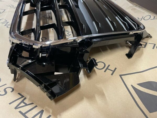 8K0853651ADT94 - NEW AUDI A4 S-LINE GRILLE ASSEMBLY BLACK WITH CHROME TRIM 8K0853651ADT94