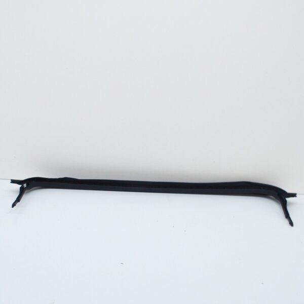 8K9877651B - NEW AUDI Q3 8U FRONT SUNROOF AIR DEFLECTOR 8K9877651B