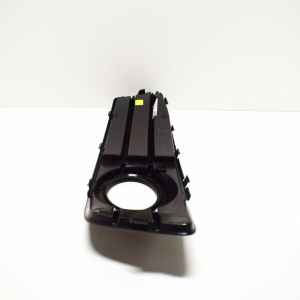 8P0807681MZDE - NEW AUDI A3 8P FRONT LEFT FOG LIGHT GRILLE 8P0807681MZDE 8P0807681M ZDE
