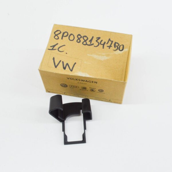 8P0881347B01C - NEW AUDI A3 8P FRONT LEFT SEAT OUTER GUIDE RAIL COVER 8P0881347B01C ORIGINAL