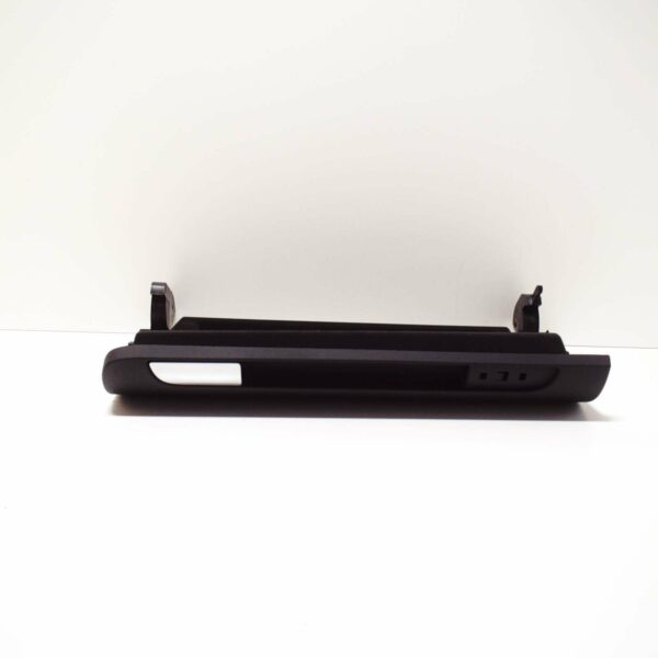 8P1857124A6PS - NEW AUDI A3 S3 8P GLOVE COMPARTMENT LID A CHROME TRIM 8P1857124A6PS LHD ORIGINAL