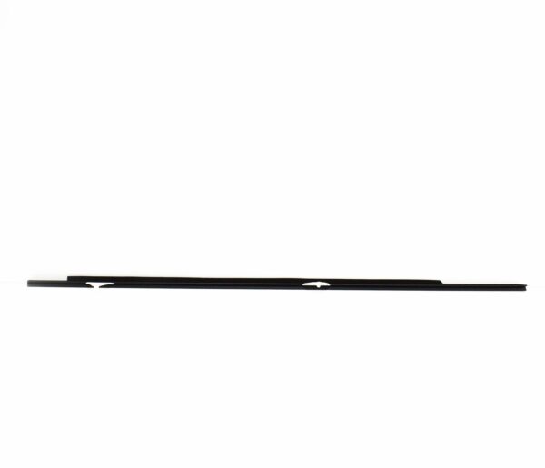8P4837477A - NEW AUDI A3 8P FRONT LEFT OUTER WINDOW APERTURE SEAL 8P4837477A