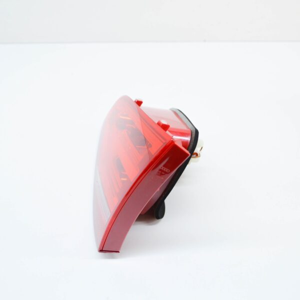 8P7945094 - NEW AUDI A3 CABRIO 8P REAR RIGHT SIDE TAILGATE TAILLIGHT 8P7945094