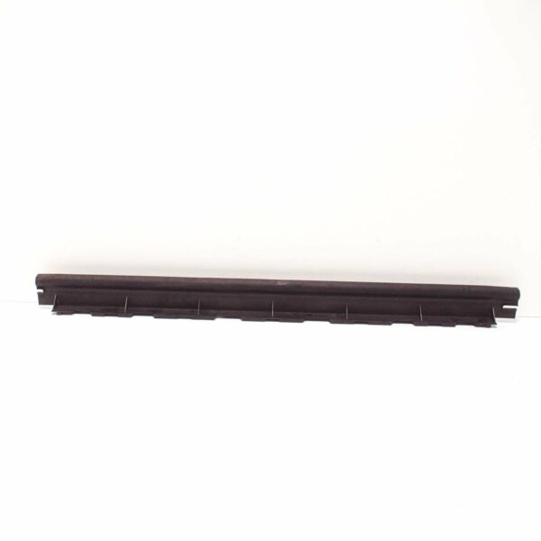 8R0121331C - NEW AUDI Q5 8R LOWER SEALING STRIP AIR GUIDE 8R0121331C