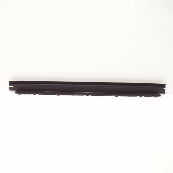 8R0121331C - NEW AUDI Q5 8R LOWER SEALING STRIP AIR GUIDE 8R0121331C