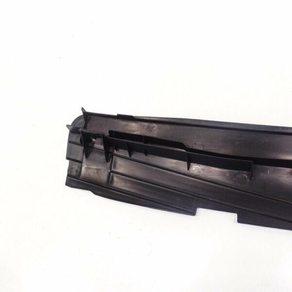 8R0807217A - NEW AUDI Q5 FRONT BUMPER GRILLE LOWER COVER 8R 8R0807217A 2015