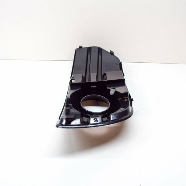 8R0807681A01C - NEW AUDI Q5 8R FRONT BUMPER FOG OUTER GRILLE LEFT 8R0807681A01C
