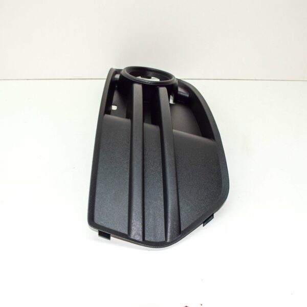 8R0807681A01C - NEW AUDI Q5 8R FRONT BUMPER FOG OUTER GRILLE LEFT 8R0807681A01C