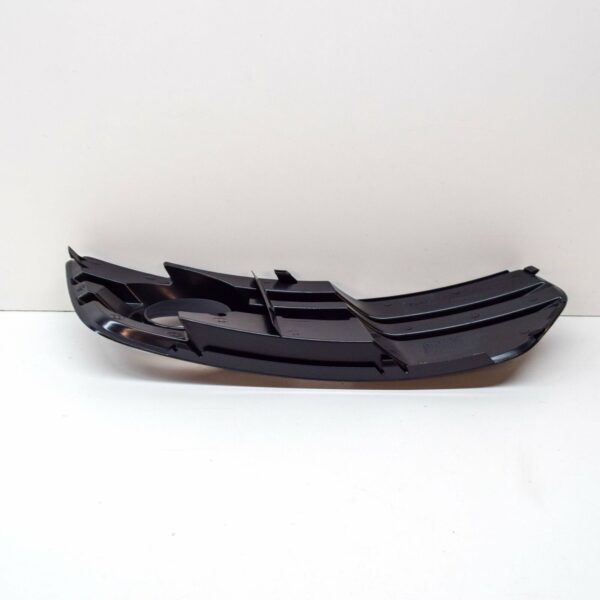 8R0807681A01C - NEW AUDI Q5 8R FRONT BUMPER FOG OUTER GRILLE LEFT 8R0807681A01C